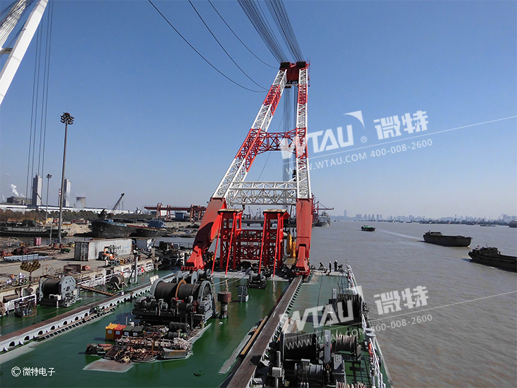 三峡日报刊登《微特电子助力华西起重船》