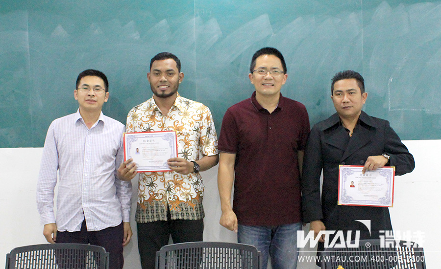 稀罕事儿，外国人来微特学技术！