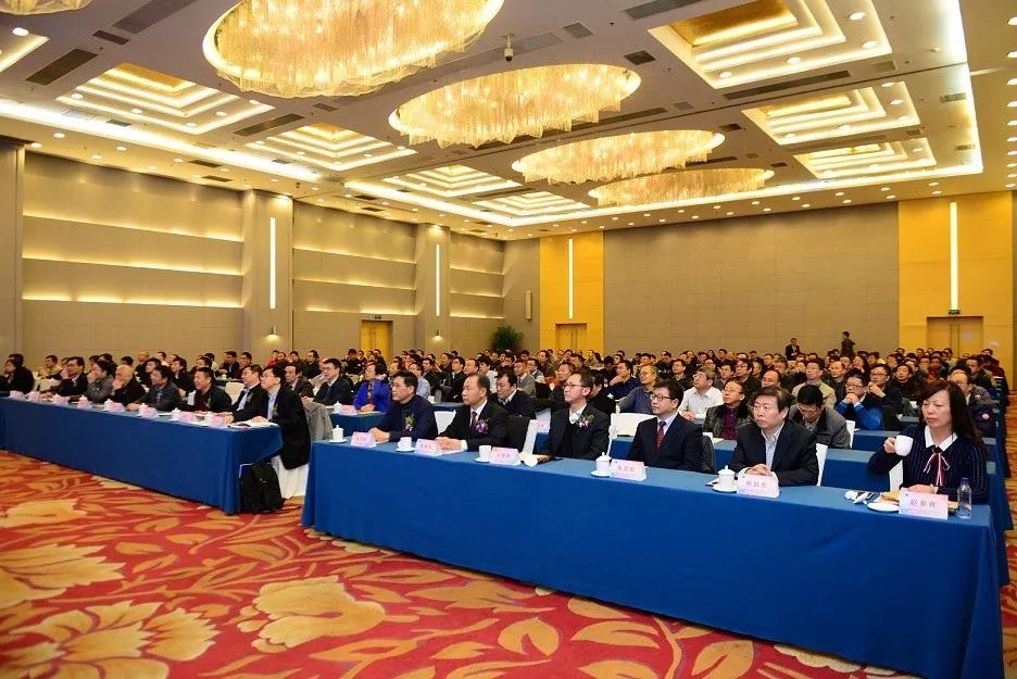 微特参与全国起重机标委会成立20周年系列会议