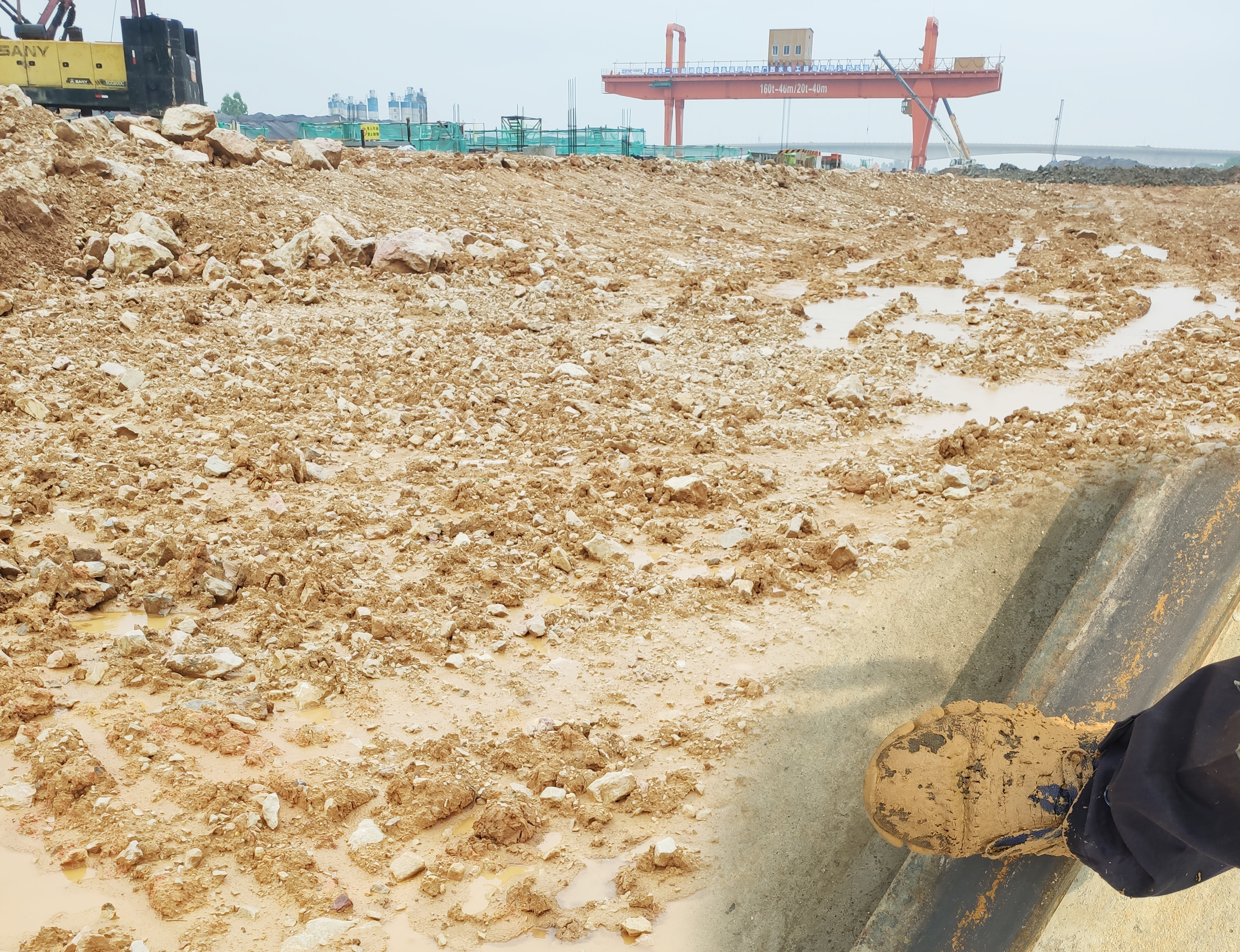 贵港船闸门机现场