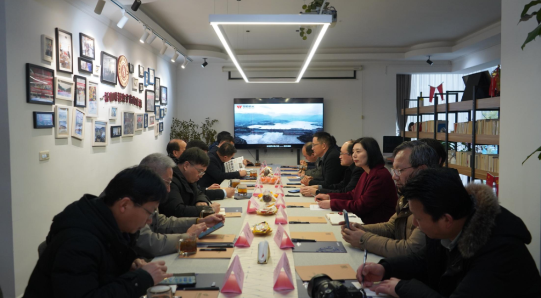 交流座谈.png 交流座谈