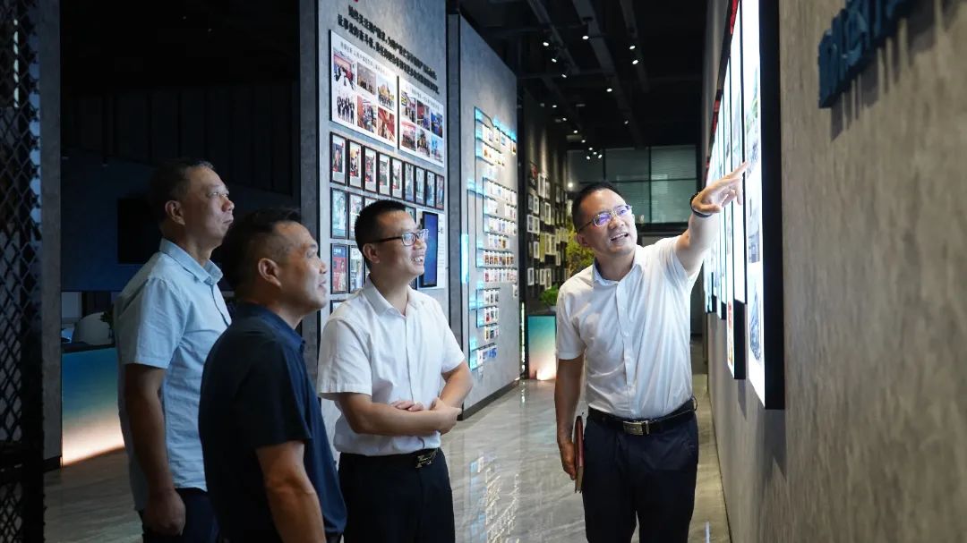 宜港集团来微特交流合作，共谋港口智能化提档升级